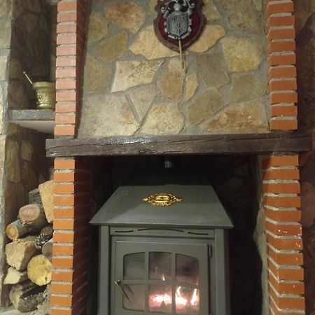 Hostal Cañamares Kültér fotó