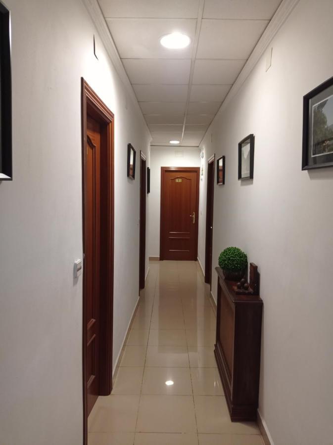 Hostal Cañamares Kültér fotó