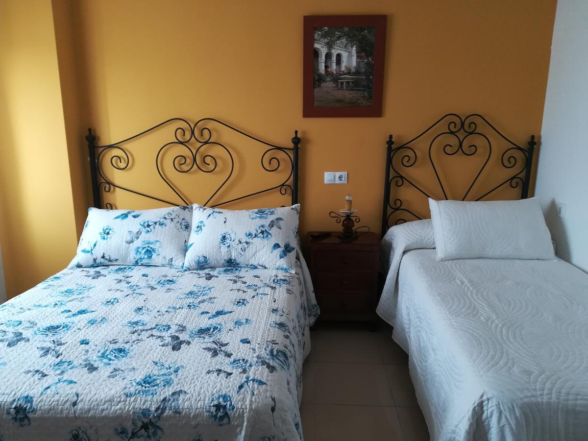 Hostal Cañamares Kültér fotó